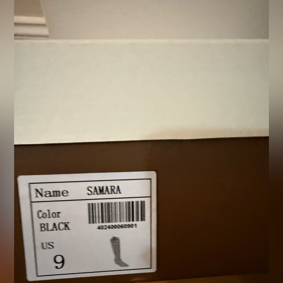 Oasis Society Black Boots - Picture 6 of 7